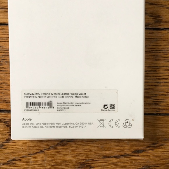 MagSafe iPhone mini Deep Violet Leather Case NWT - Picture 3 of 4